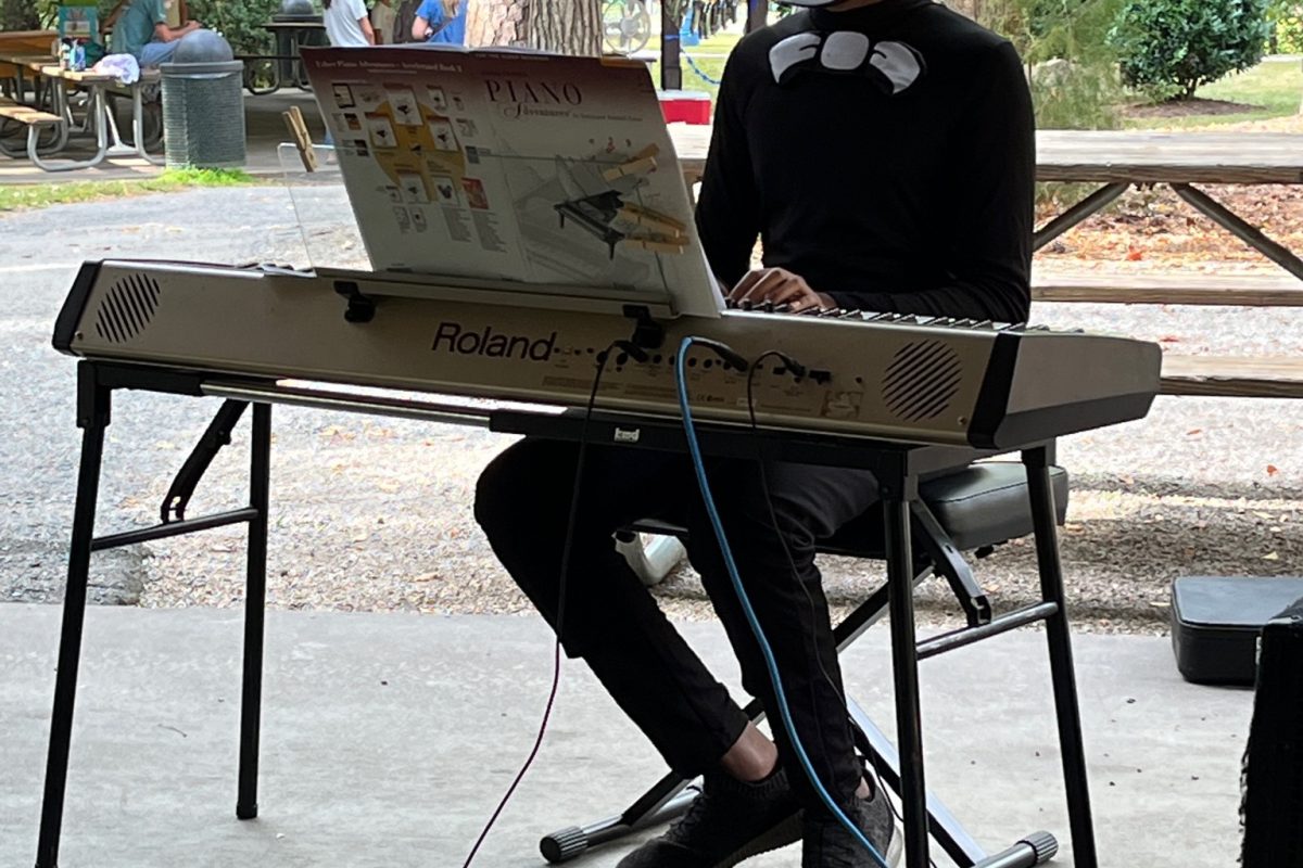 4F327658-5A24-4935-BAD9-FF1C7C4C6CB4